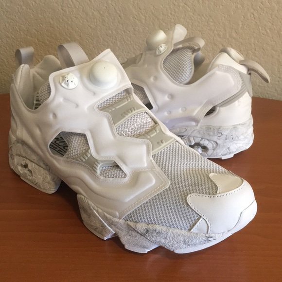 Reebok Other - Men’s Reebok Insta Pump Fury Classic Sneakers